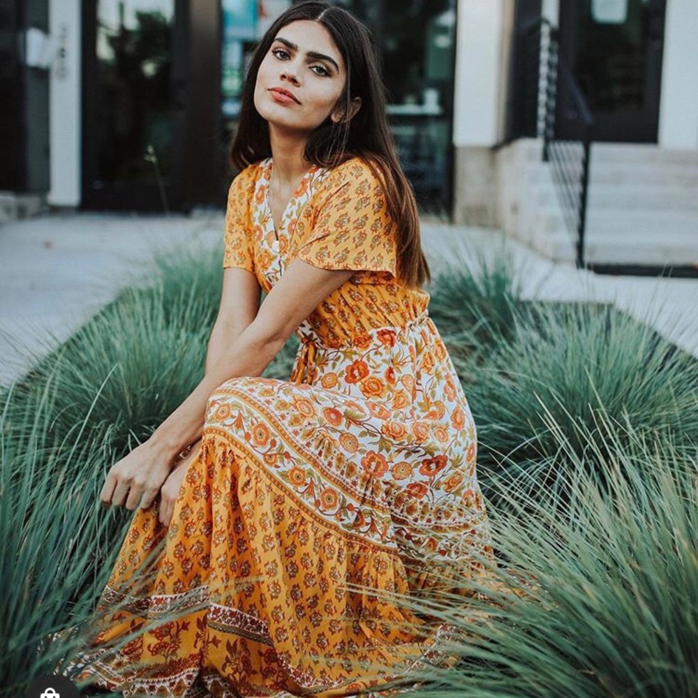 Yellow Floral Maxi Dress with Short Sleeves